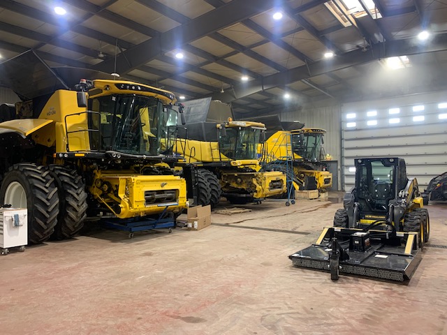 Webb's Machinery Vegreville a New Holland Blue Star Dealer