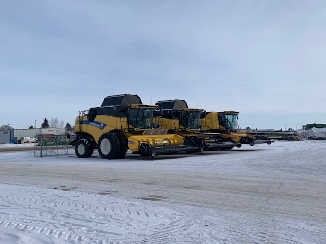 Webb's Machinery Vegreville a New Holland Blue Star Dealer